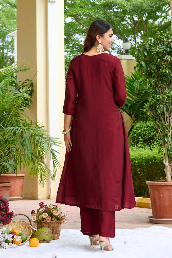 Women Ethnic Motifs Embroidered Empire Thread Work Chanderi Cotton Kurta with Trousers & With Dupatta-IV-1124