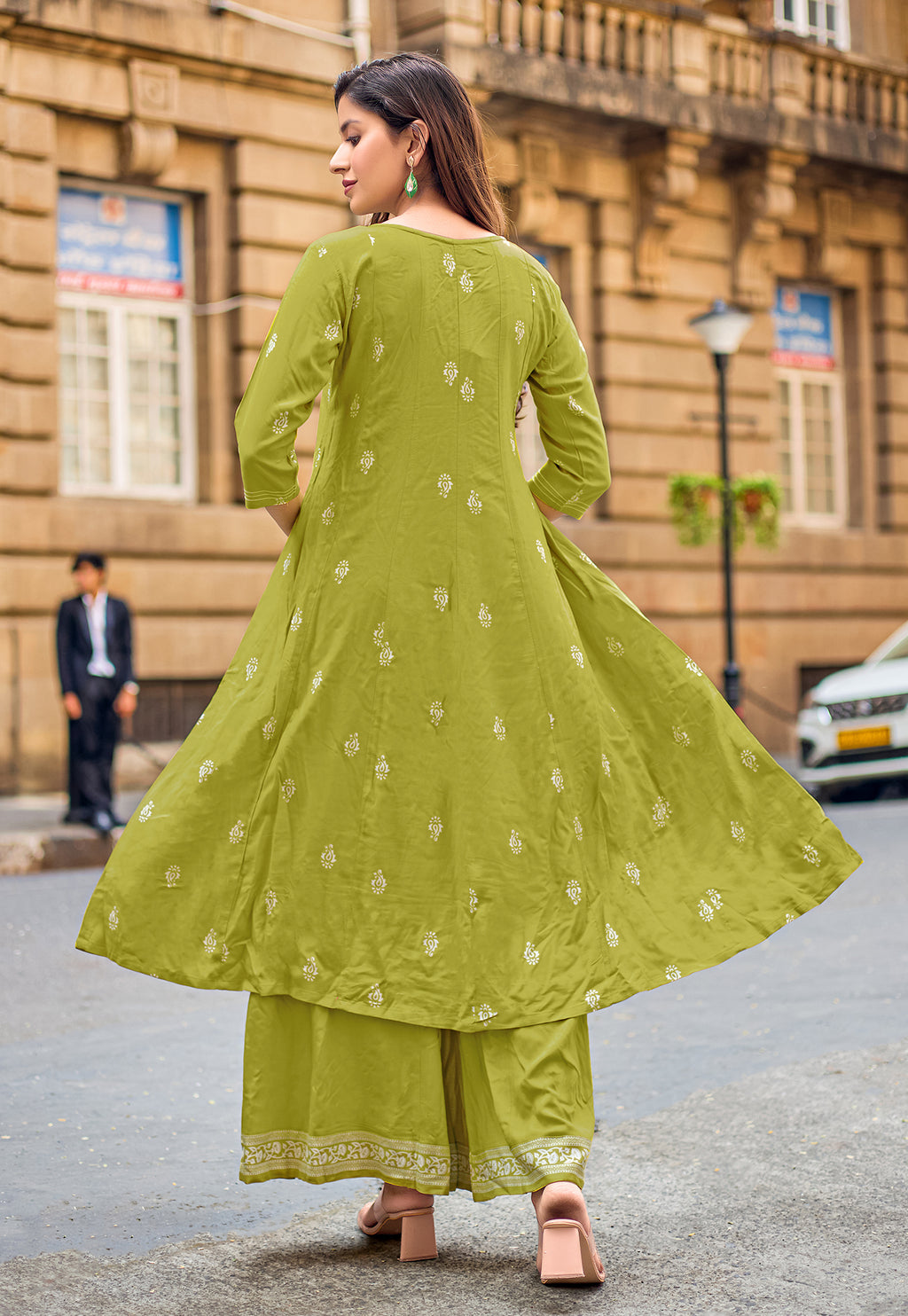 Women Ethnic Motifs Printed A-Line Kurta with Palazzos-TORAL 2
