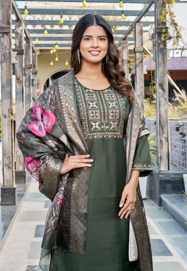 Women Floral Embroidered Empire Thread Work Roman Slik Kurta Pant With Dupatta-KS-257