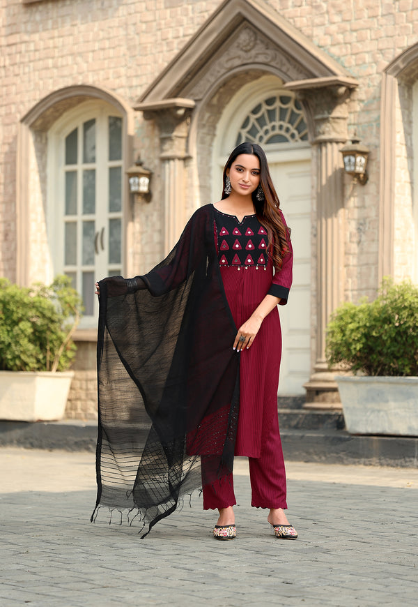 Women Rayon Print Straight Kurta With Pant And Dupatta Suit Set-RASHMIKA