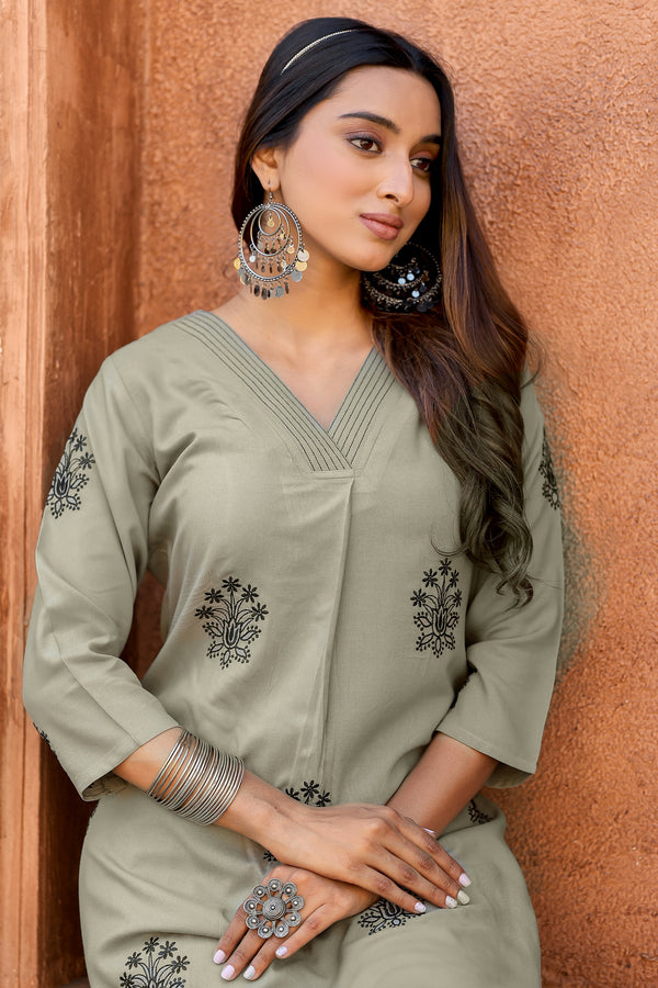 Floral Thread Work Straight Kurta with Palazzos-ALBELLA