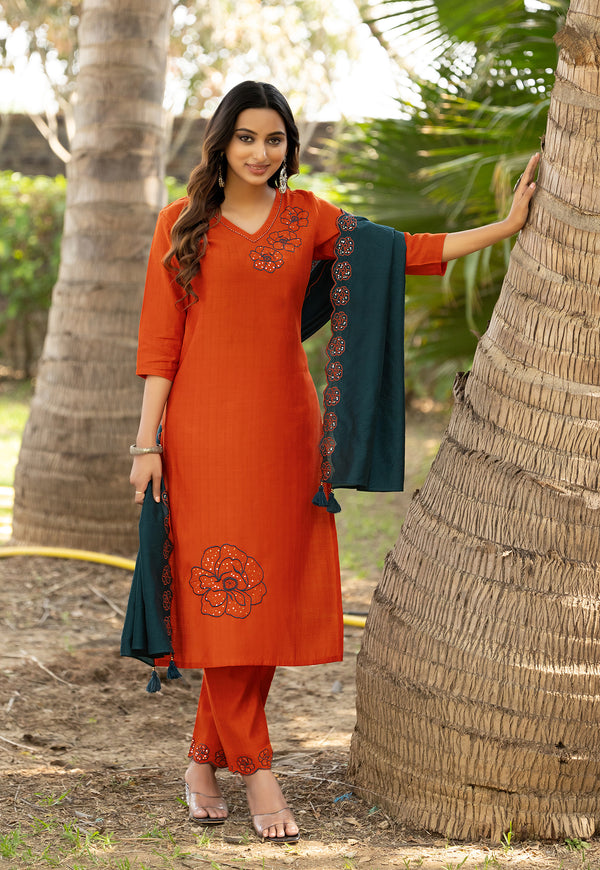 Women Thread & Hand work Viscose weaving Kurta With Trouser & Dupatta-ELITE