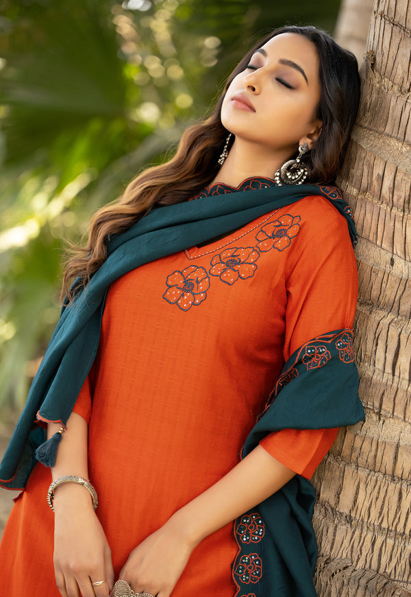 Women Thread & Hand work Viscose weaving Kurta With Trouser & Dupatta-ELITE