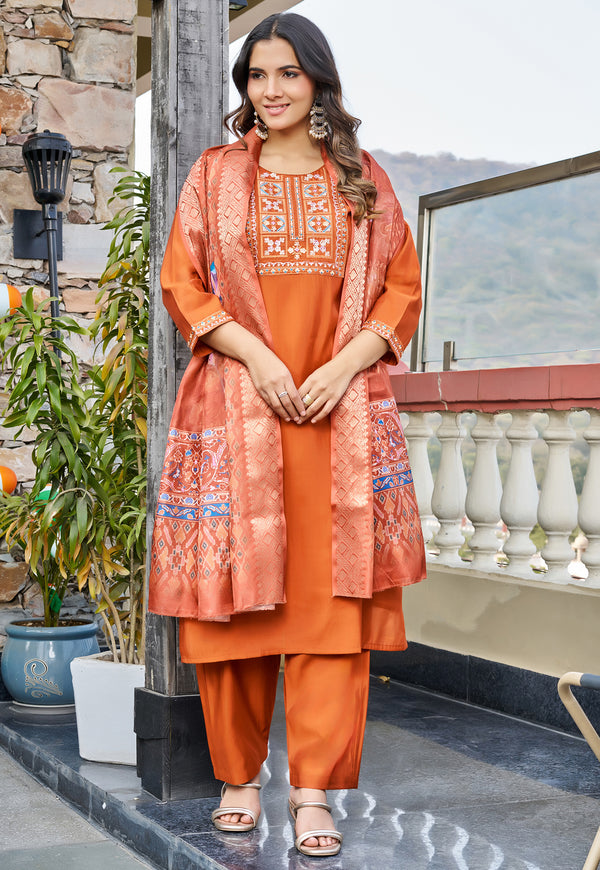 Women Floral Embroidered Empire Thread Work Roman Slik Kurta Pant With Dupatta-KS-256
