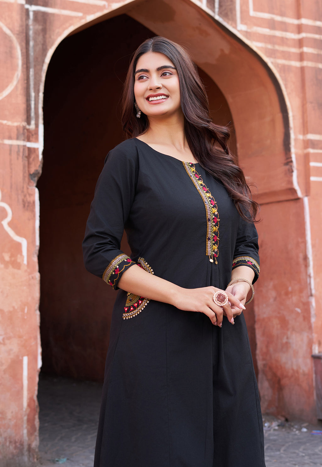 Women Ethnic Motifs Regular Gotta Patti Kurta with Palazzos-IV-1060