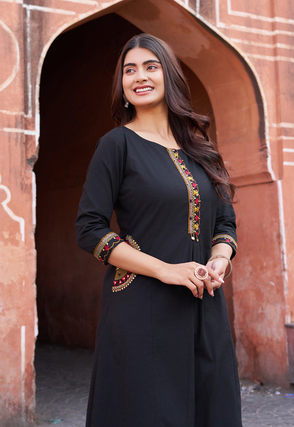 Women Ethnic Motifs Regular Gotta Patti Kurta with Palazzos-IV-1060