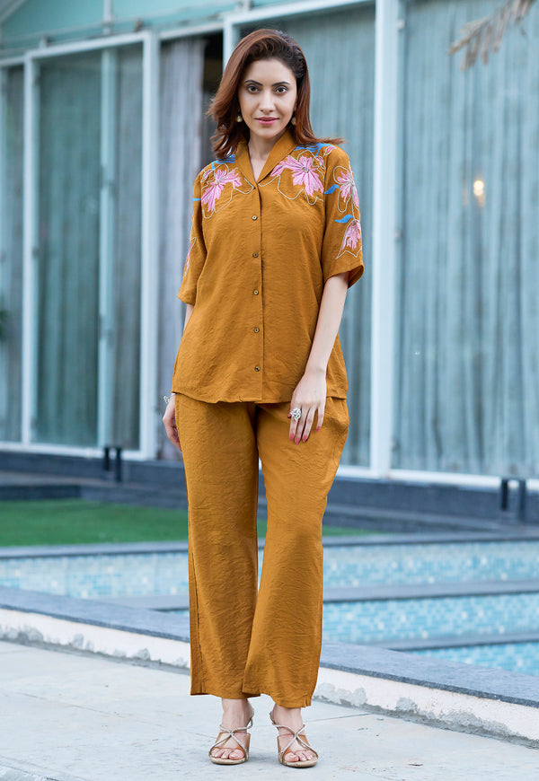 Women Viscos Creap Thred & Hand work Co-ords-DAIZY