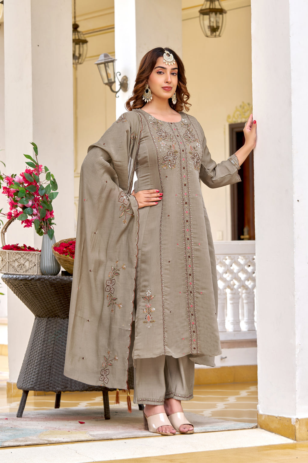 Elegant Mul Chanderi Embroidered Kurta Set-KS-368