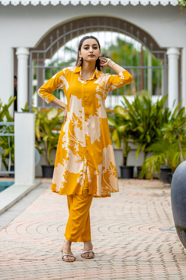 Floral Printed Shirt Collar A-Line Kurta With Pyjama