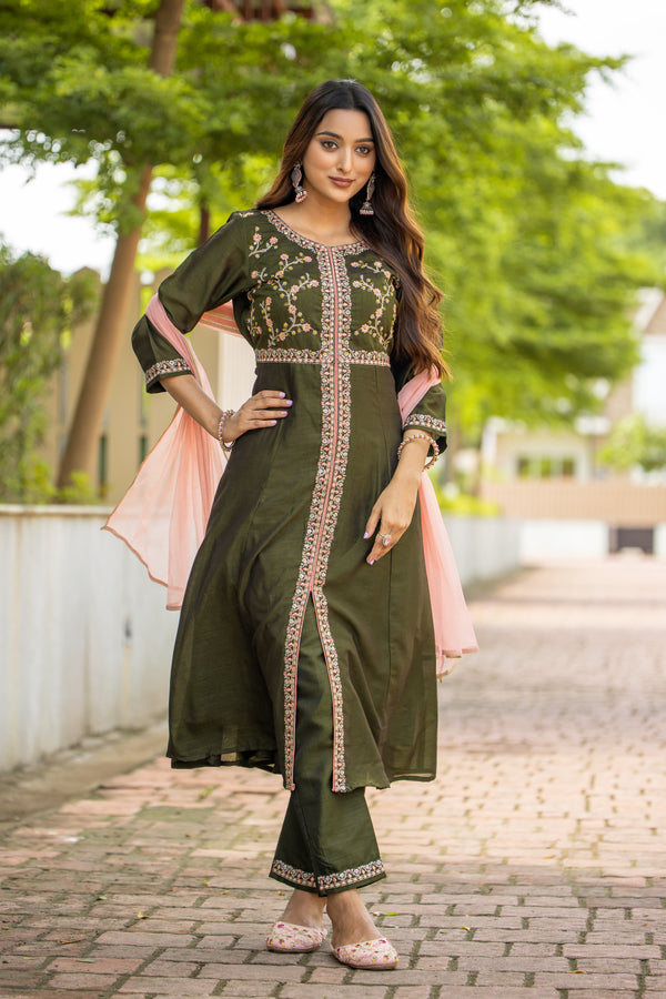 Women's Embroidered And Sequence Work Kurta Set With Dupatta