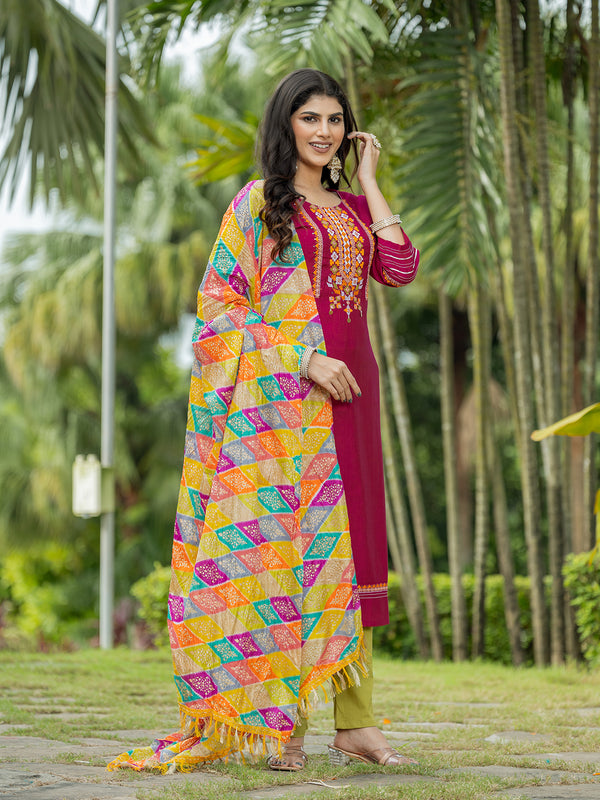 Floral Embroidered Thread Work Kurta with Trouser & Dupatta